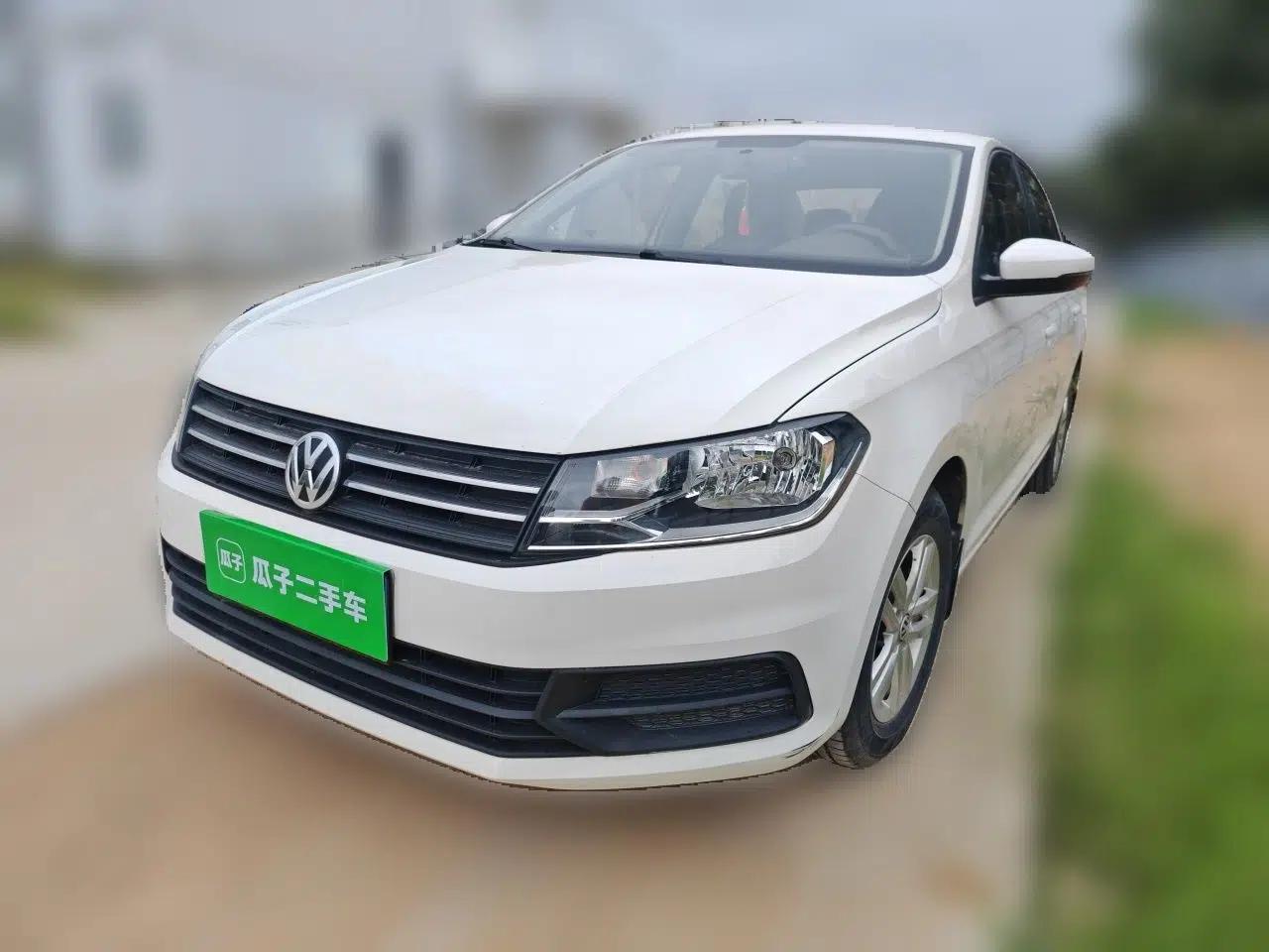 Volkswagen Santana 2018 1.5L Manual Fashion Edition — миниатюра 1