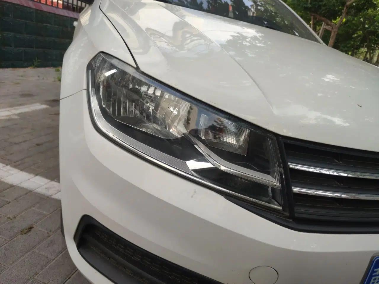 Volkswagen Santana 2018 1.5L Manual Fashion Edition — миниатюра 7
