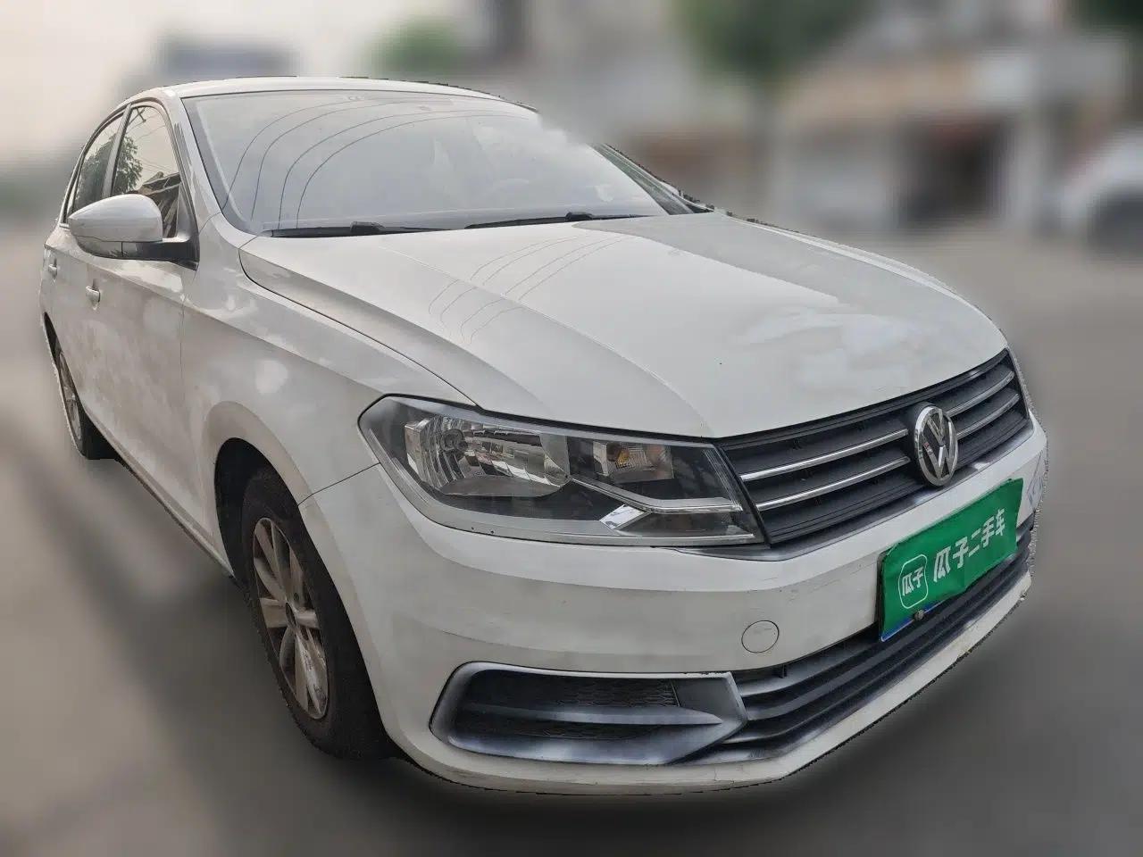 Volkswagen Santana 2016 1.6L Manual Fashion Edition — миниатюра 3