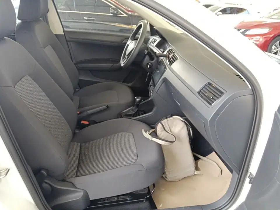 Volkswagen Santana 2021 1.5L Automatic Fashion Edition — миниатюра 19