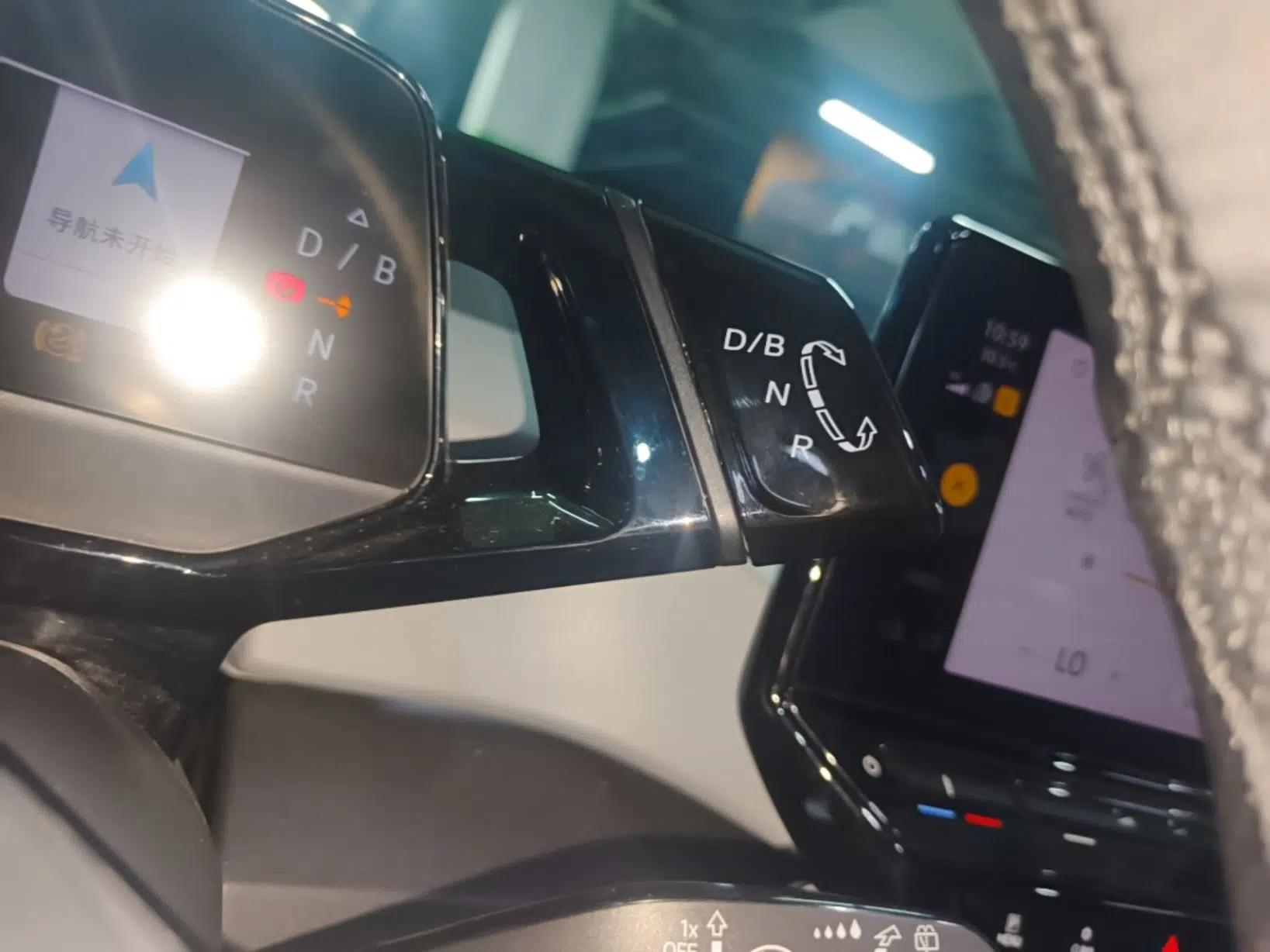 Volkswagen ID.3 2023 Pure Smart Edition — миниатюра 16