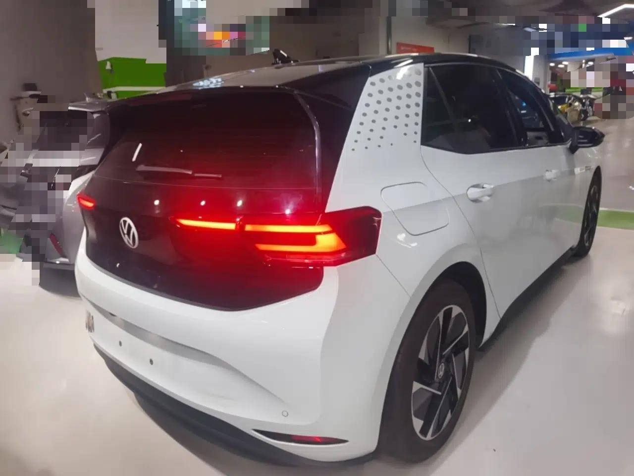 Volkswagen ID.3 2023 Pure Smart Edition — миниатюра 6