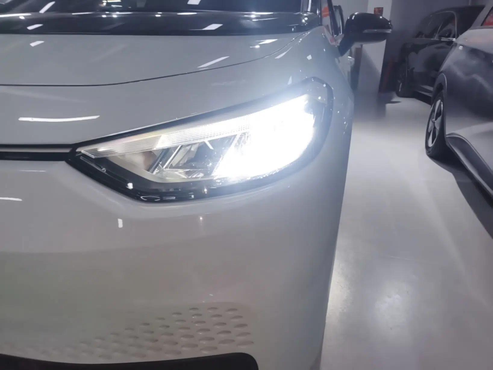 Volkswagen ID.3 2023 Pure Smart Edition — миниатюра 8