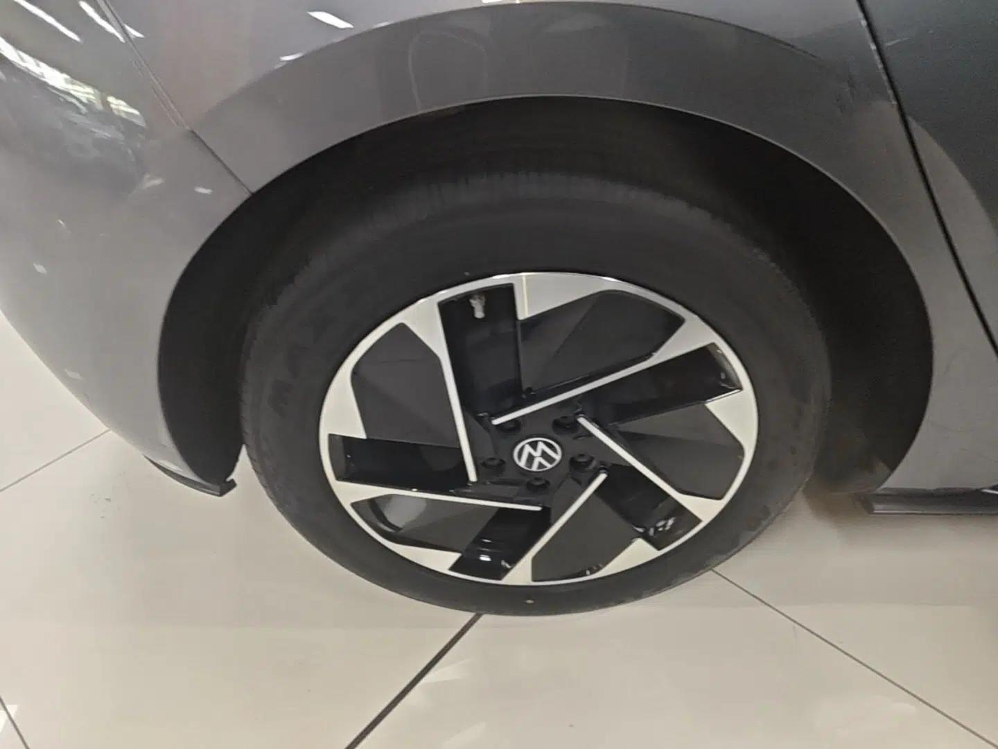 Volkswagen ID.3 2024 Pure & Smart Edition — миниатюра 11