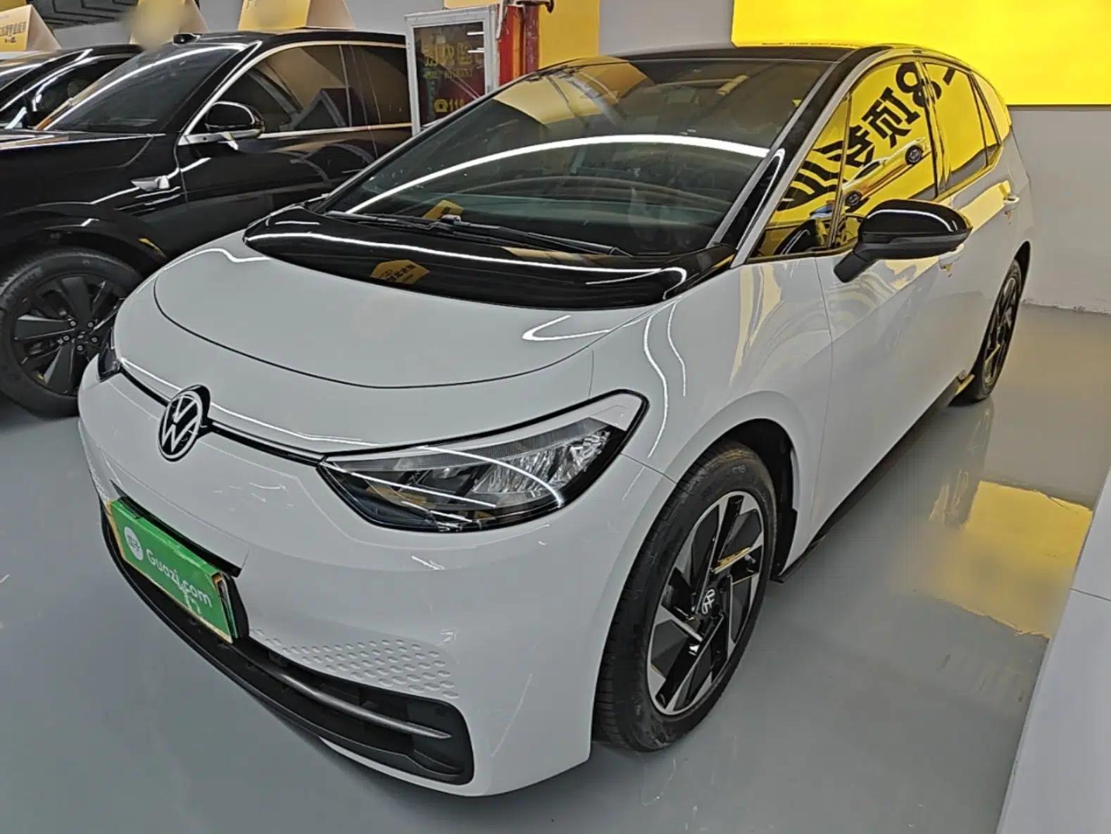 Volkswagen ID.3 2025 Smart Edition Outstanding Model — миниатюра 1