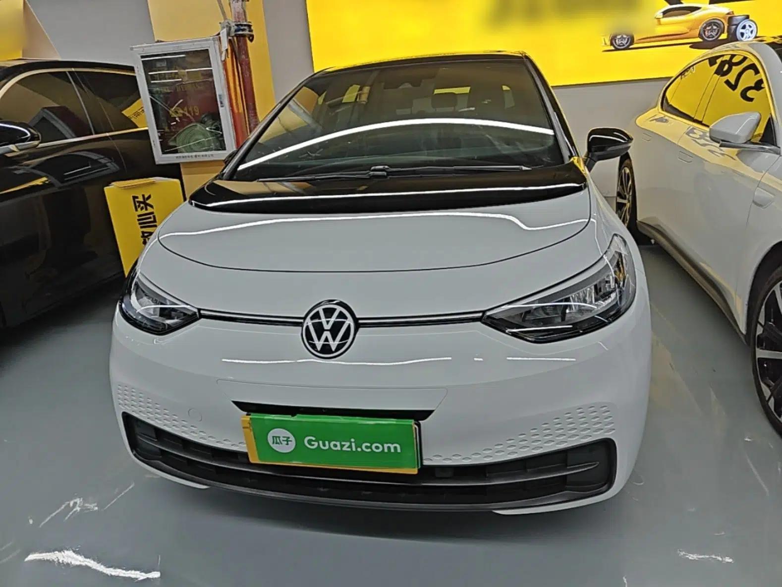 Volkswagen ID.3 2025 Smart Edition Outstanding Model — миниатюра 2