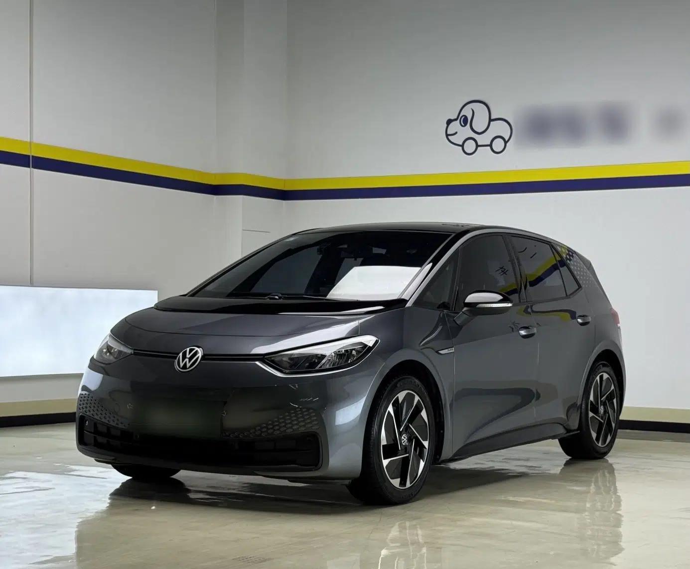 Volkswagen ID.3 2023 Pure Smart Edition — миниатюра 1