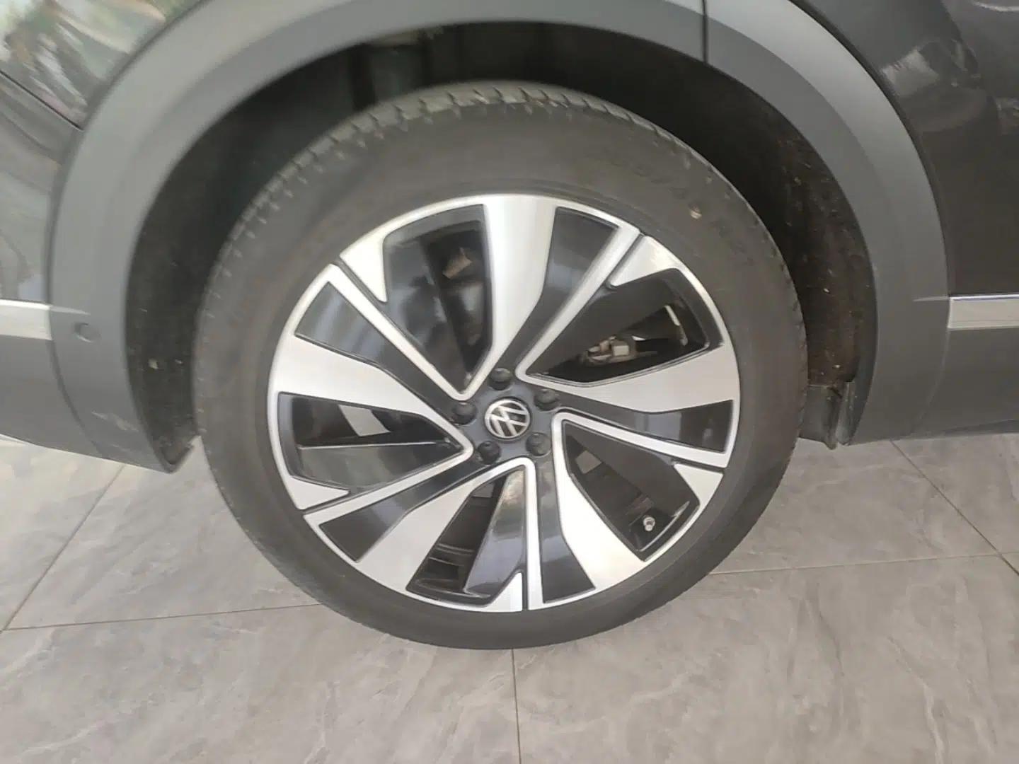Volkswagen Talagon 2023 Facelift 380TSI All-Wheel-Drive Luxury Jiajing Pro 6-Seater — миниатюра 11