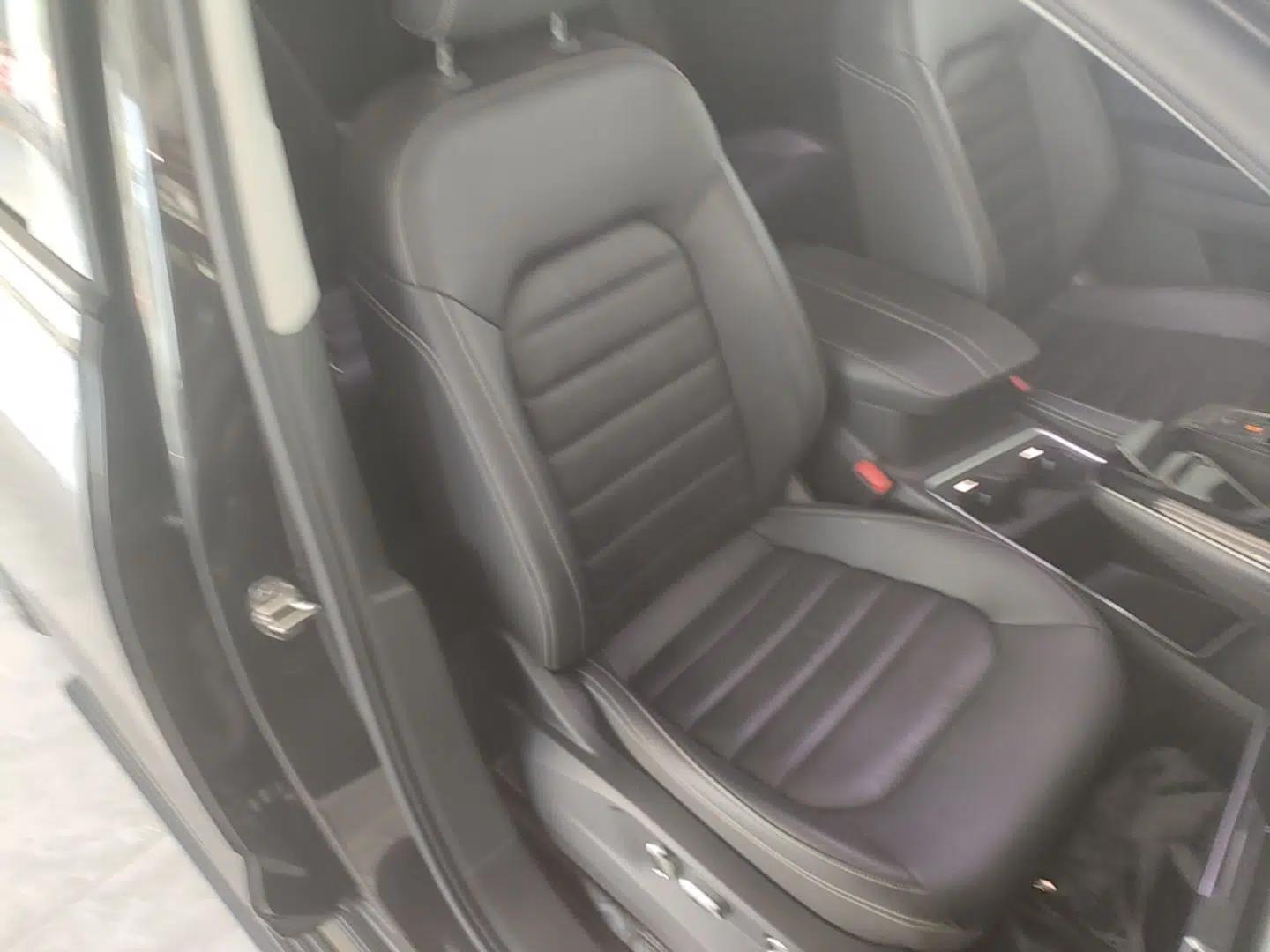 Volkswagen Talagon 2023 Facelift 380TSI All-Wheel-Drive Luxury Jiajing Pro 6-Seater — миниатюра 19