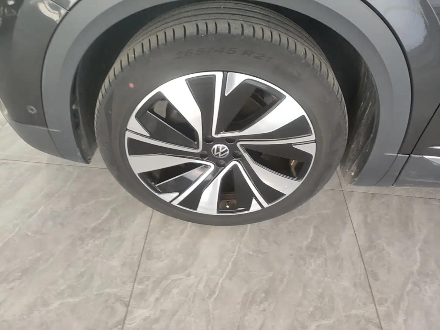 Volkswagen Talagon 2023 Facelift 380TSI All-Wheel-Drive Luxury Jiajing Pro 6-Seater — миниатюра 10