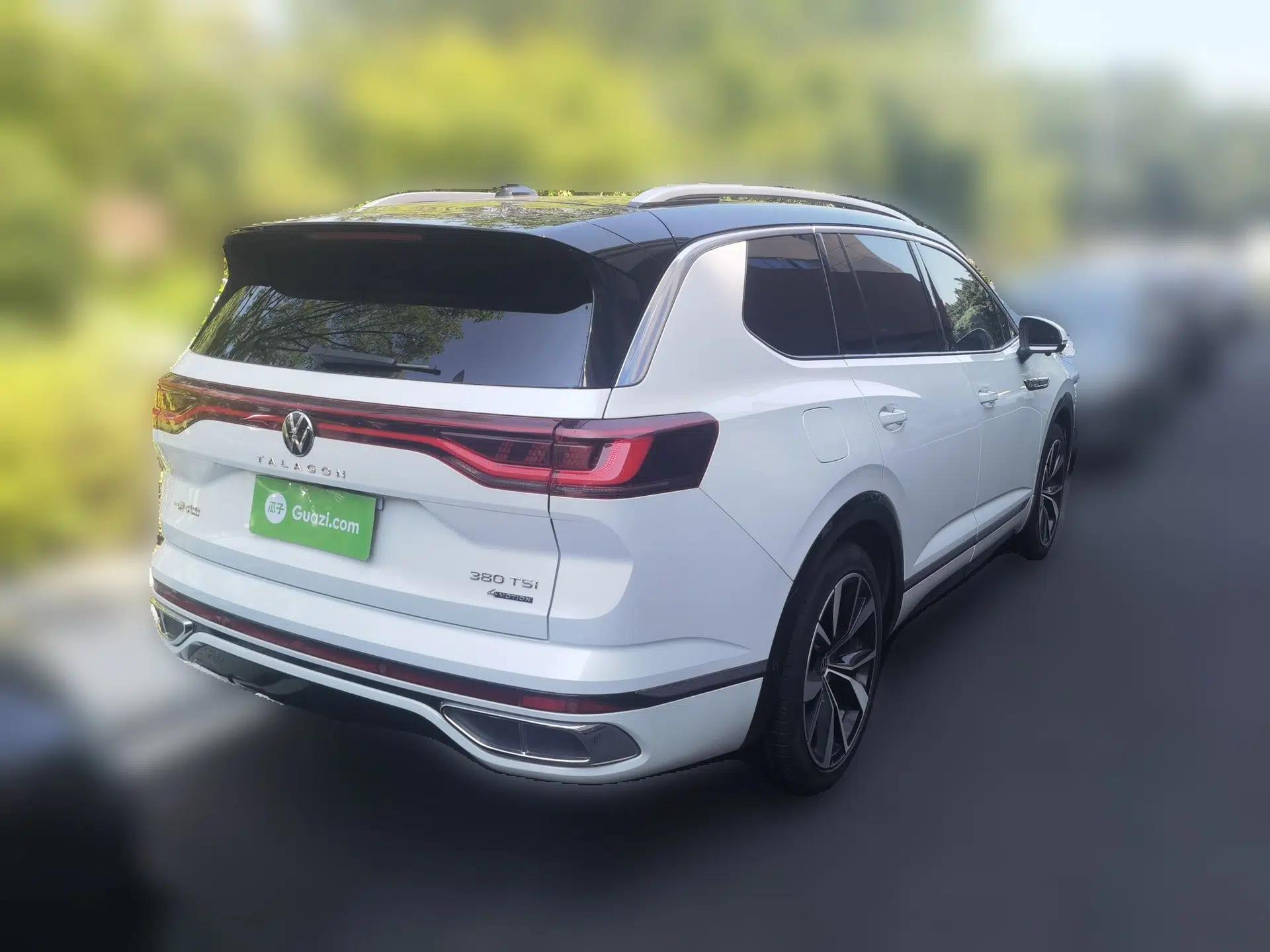 Volkswagen Talagon 2021 380TSI Four-Wheel Drive R-Line Touareg Edition — миниатюра 6