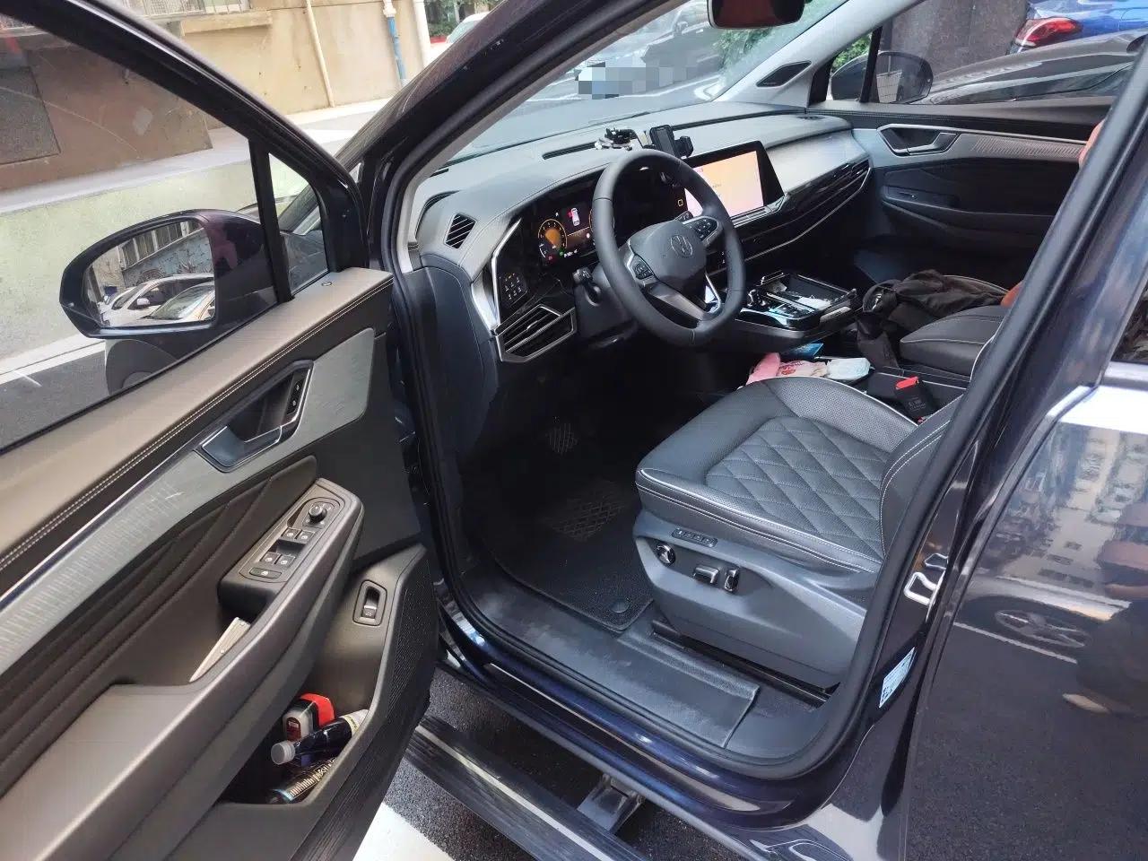 Volkswagen Talagon 2021 380TSI Four-Wheel Drive Flagship Version — миниатюра 16