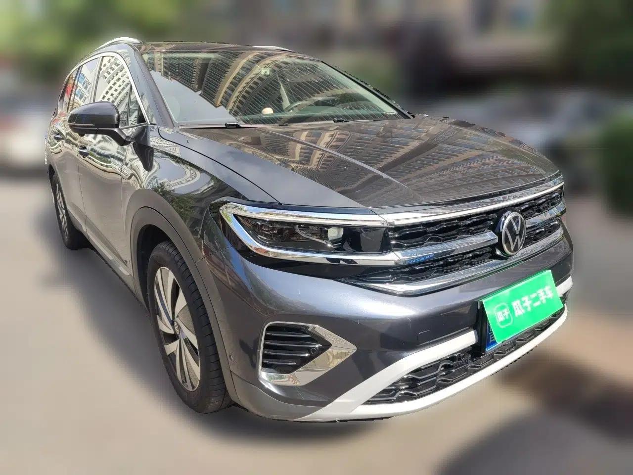 Volkswagen Talagon 2021 380TSI Four-Wheel Drive Luxury Premium Edition Pro — миниатюра 3