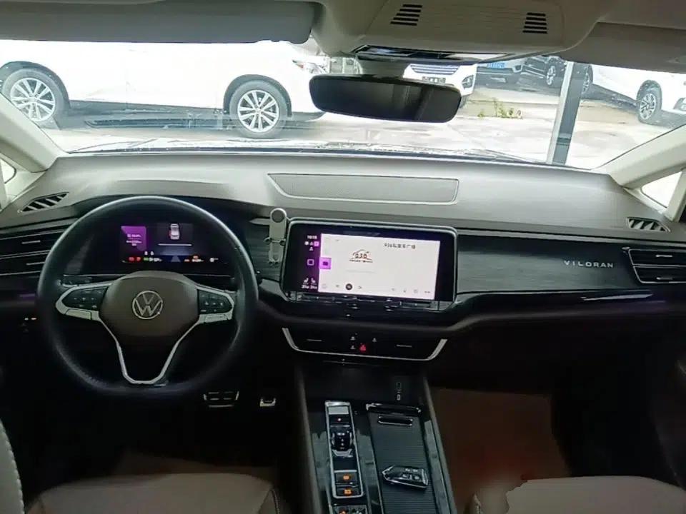 Volkswagen Viloran 2023 380TSI Luxury Edition — миниатюра 17