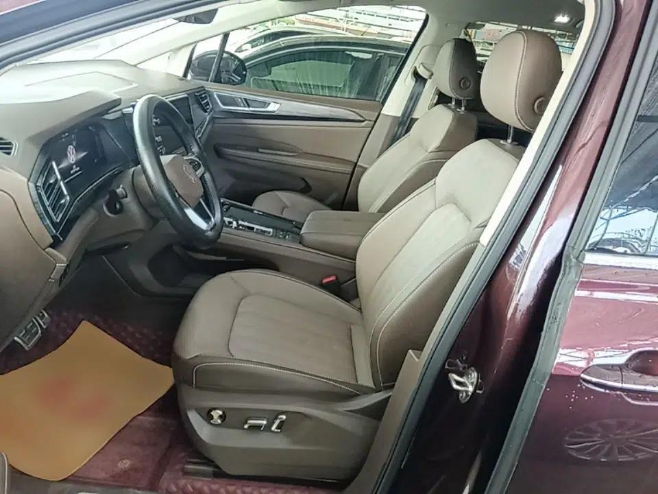 Volkswagen Viloran 2023 380TSI Luxury Edition — миниатюра 22