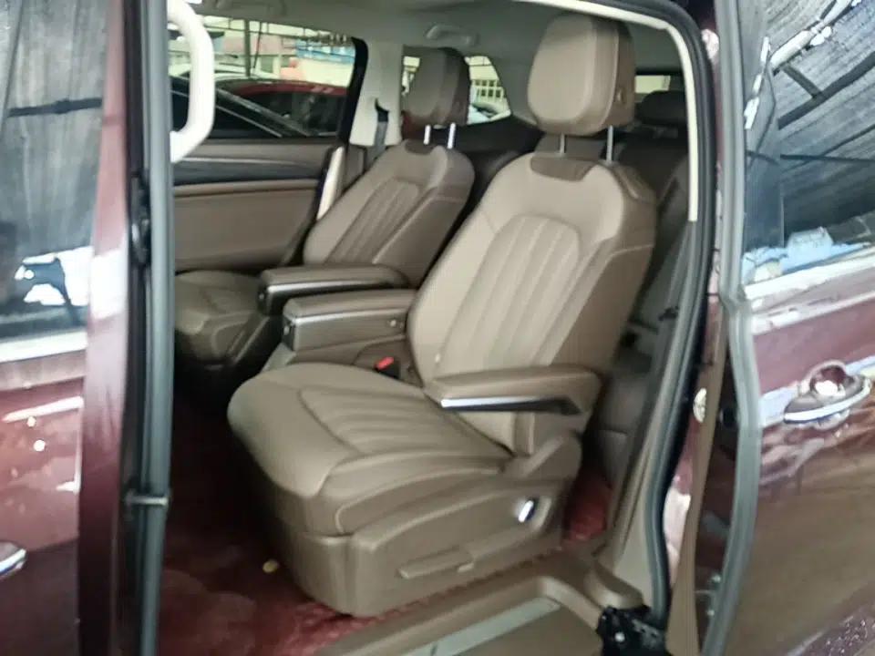Volkswagen Viloran 2023 380TSI Luxury Edition — миниатюра 25