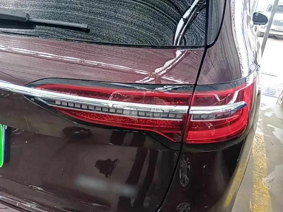 Volkswagen Viloran 2023 380TSI Luxury Edition — миниатюра 9