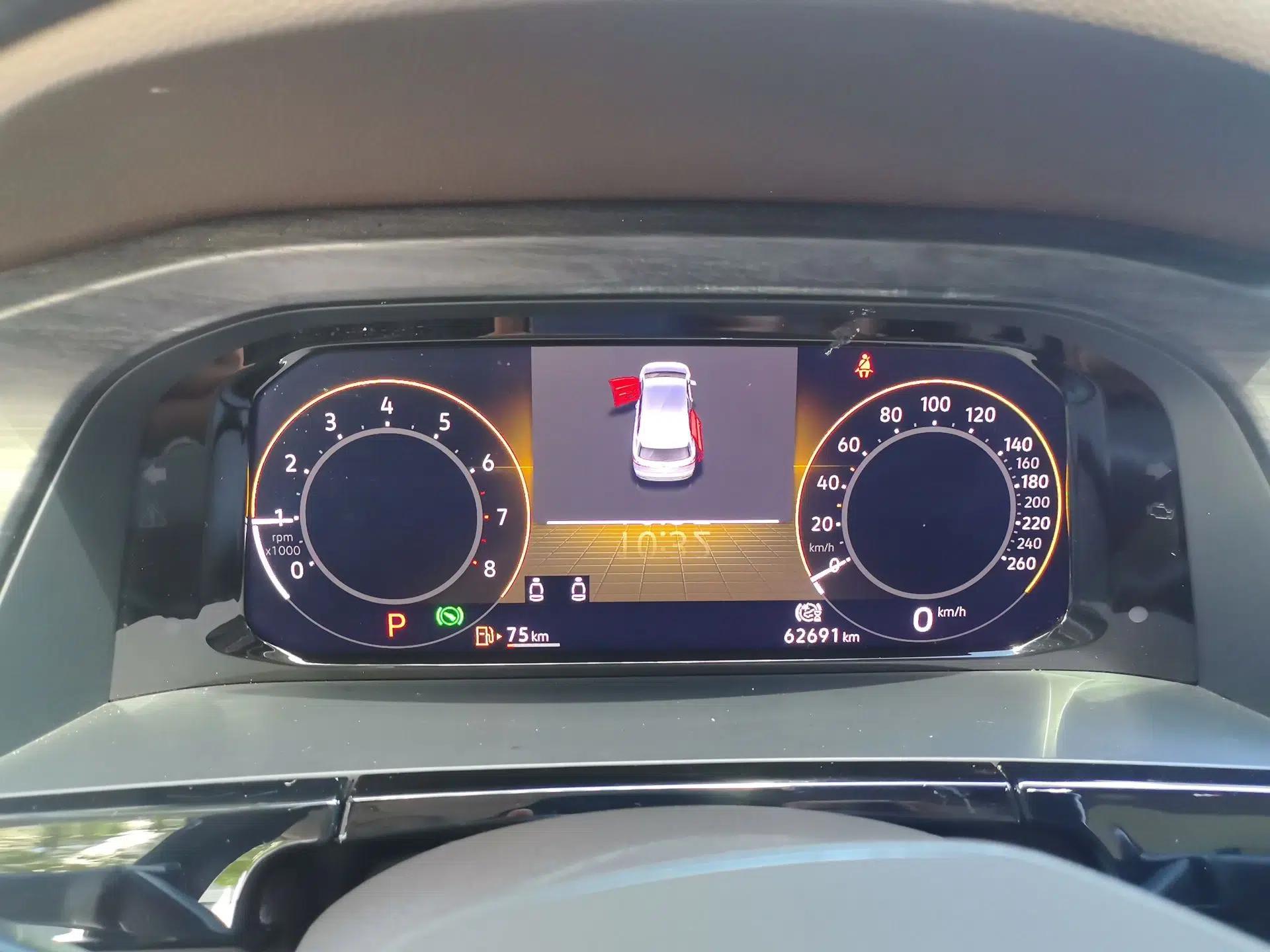 Volkswagen Viloran 2022 330TSI Luxury Edition — миниатюра 11