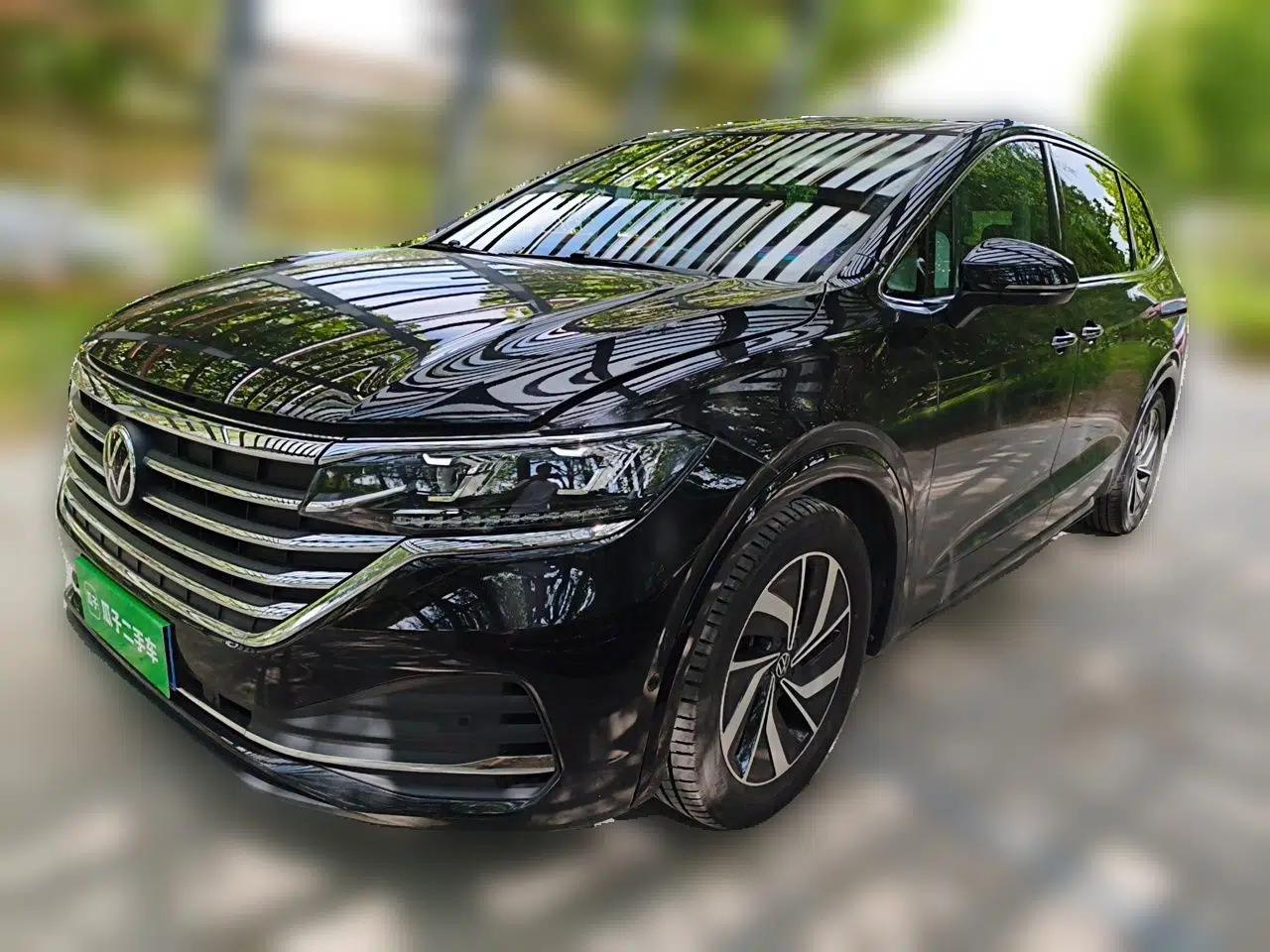 Volkswagen Viloran 2020 330TSI Luxury Edition — миниатюра 1