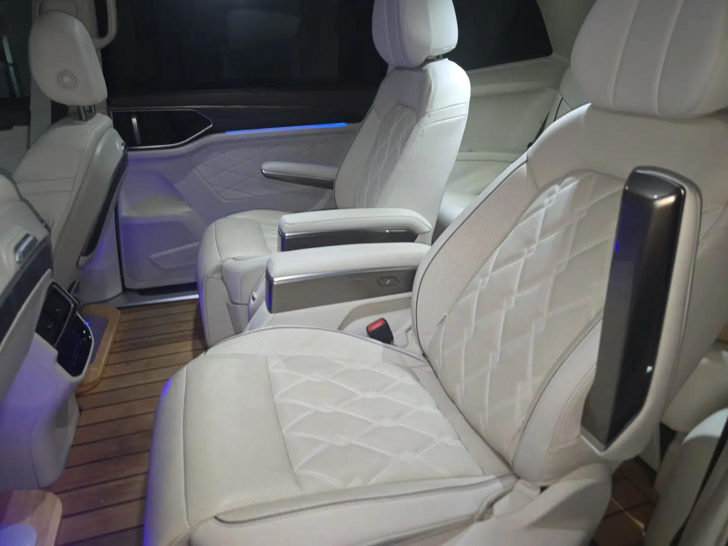 Volkswagen Viloran 2022 380TSI Prestige Edition — миниатюра 17