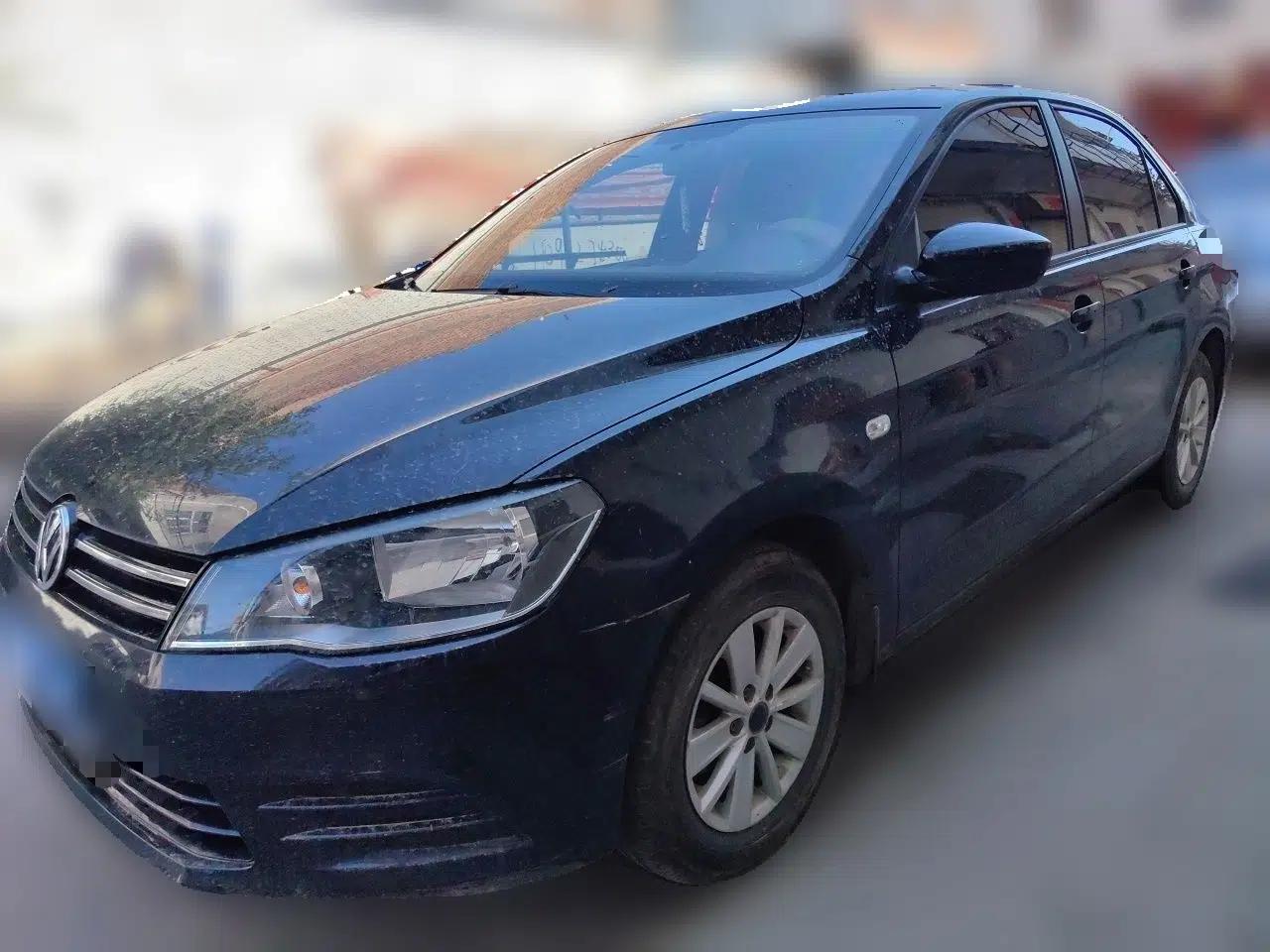 Volkswagen Jetta 2015 Value Edition 1.6L Manual Fashionable Style — миниатюра 1