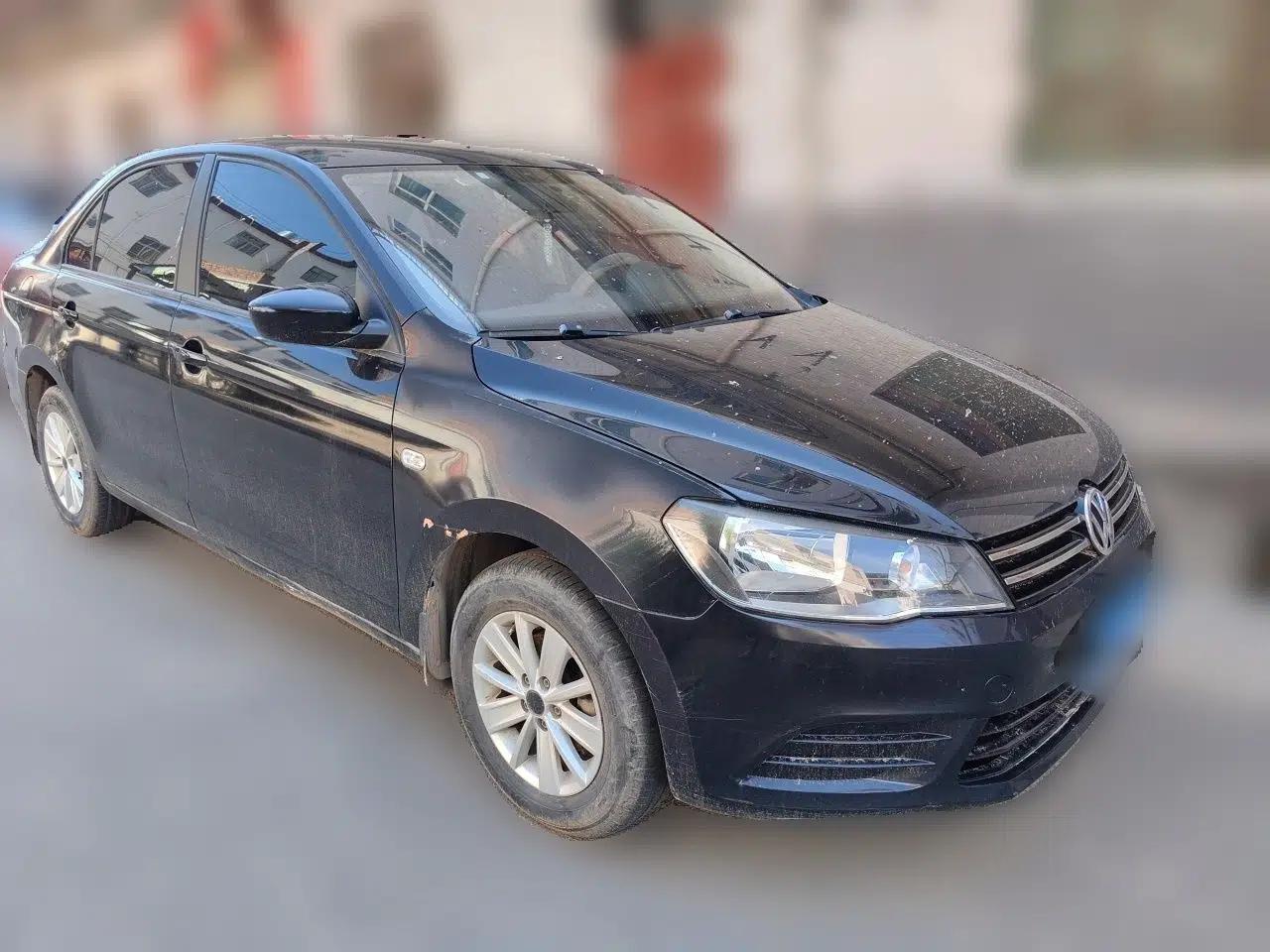 Volkswagen Jetta 2015 Value Edition 1.6L Manual Fashionable Style — миниатюра 3