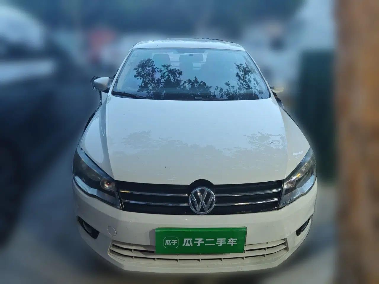 Volkswagen Jetta 2015 1.6L Manual Comfort Model — миниатюра 2