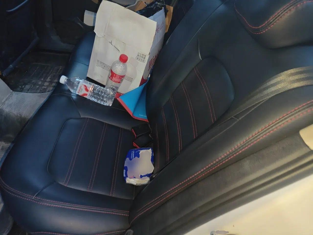 Volkswagen Jetta 2015 1.6L Manual Comfort Model — миниатюра 17