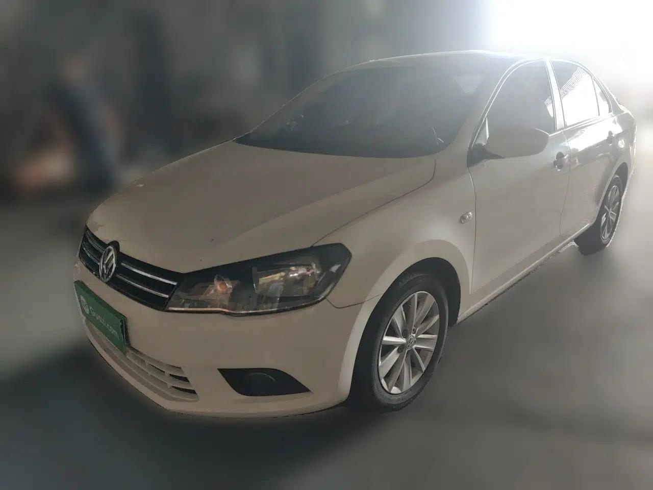 Volkswagen Jetta 2013 1.4L Manual Comfort Model — миниатюра 1