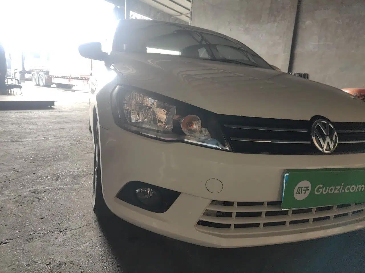 Volkswagen Jetta 2013 1.4L Manual Comfort Model — миниатюра 7