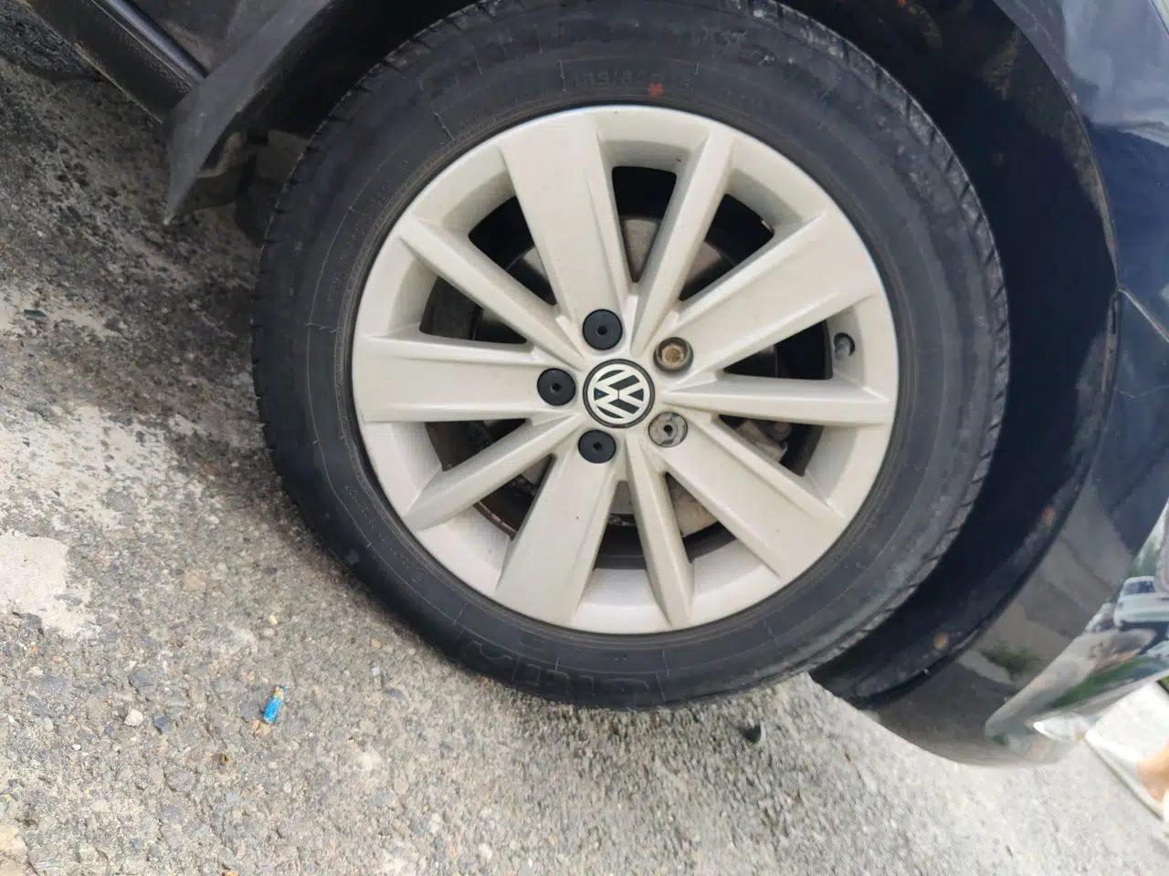 Volkswagen Jetta 2013 1.4L Manual Comfort Model — миниатюра 8