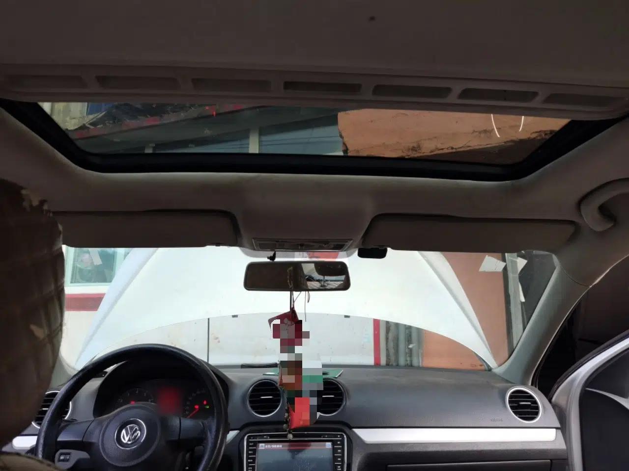 Volkswagen Jetta 2013 1.6L Automatic Comfort Model — миниатюра 18