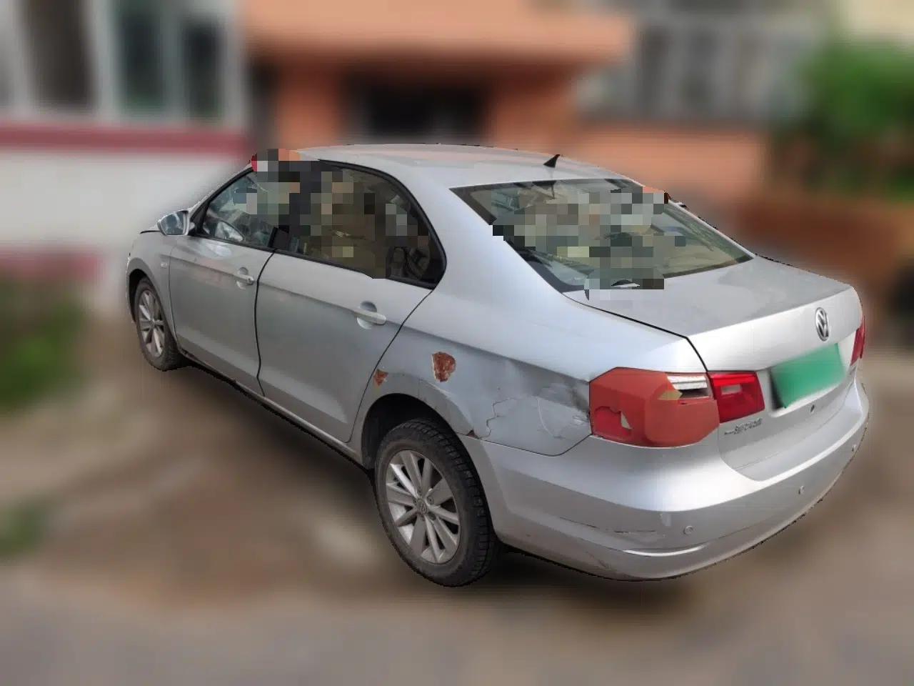 Volkswagen Jetta 2013 1.6L Automatic Comfort Model — миниатюра 4