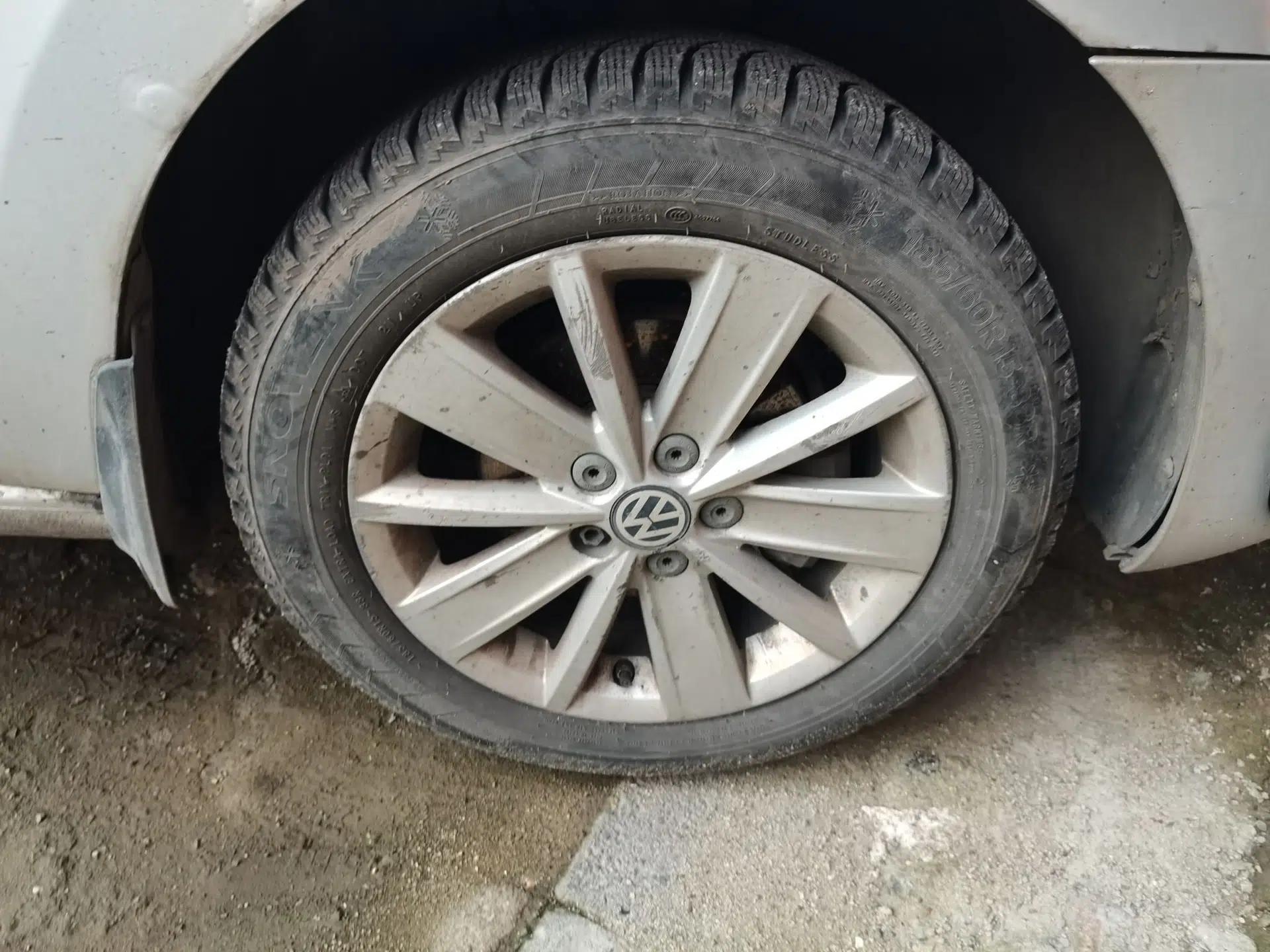 Volkswagen Jetta 2013 1.6L Automatic Comfort Model — миниатюра 8