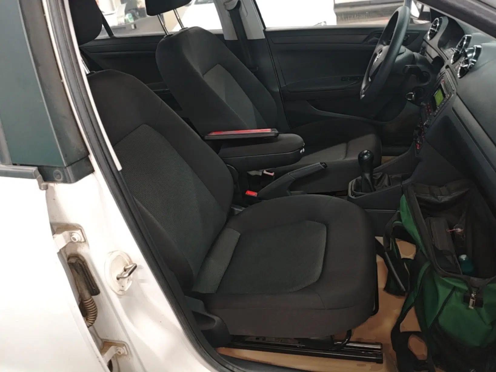 Volkswagen Jetta 2019 Dream Edition 1.4L Manual Fashion Version — миниатюра 19