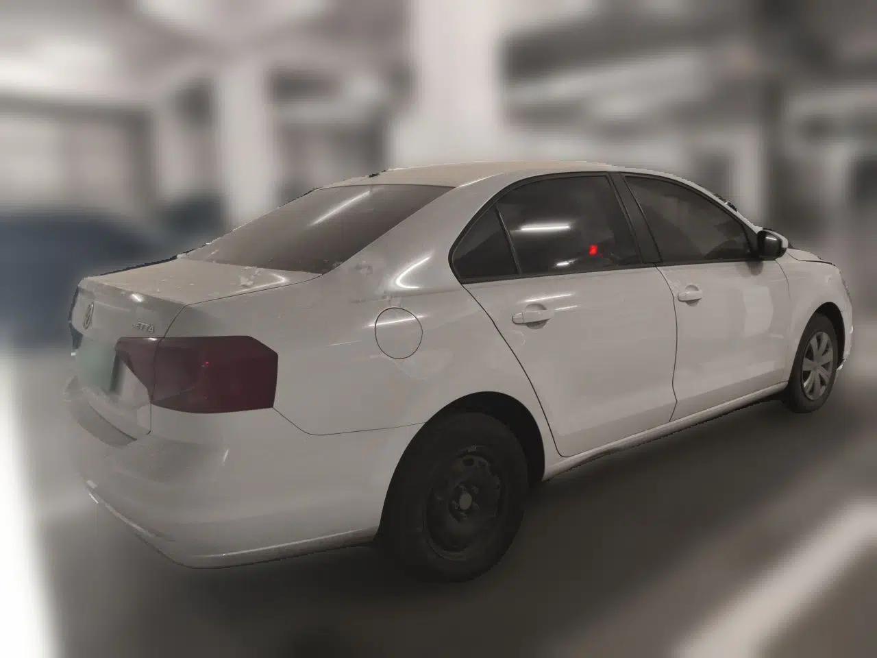 Volkswagen Jetta 2017 1.4L Manual Fashion Edition — миниатюра 6