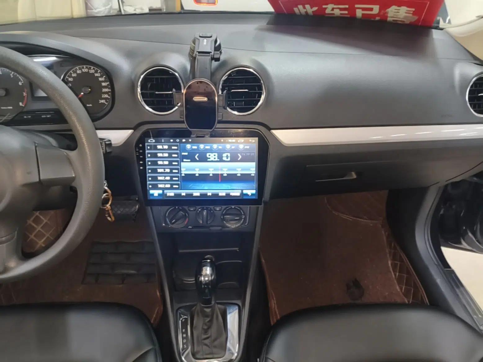 Volkswagen Jetta 2015 1.6L Automatic Comfort Model — миниатюра 15