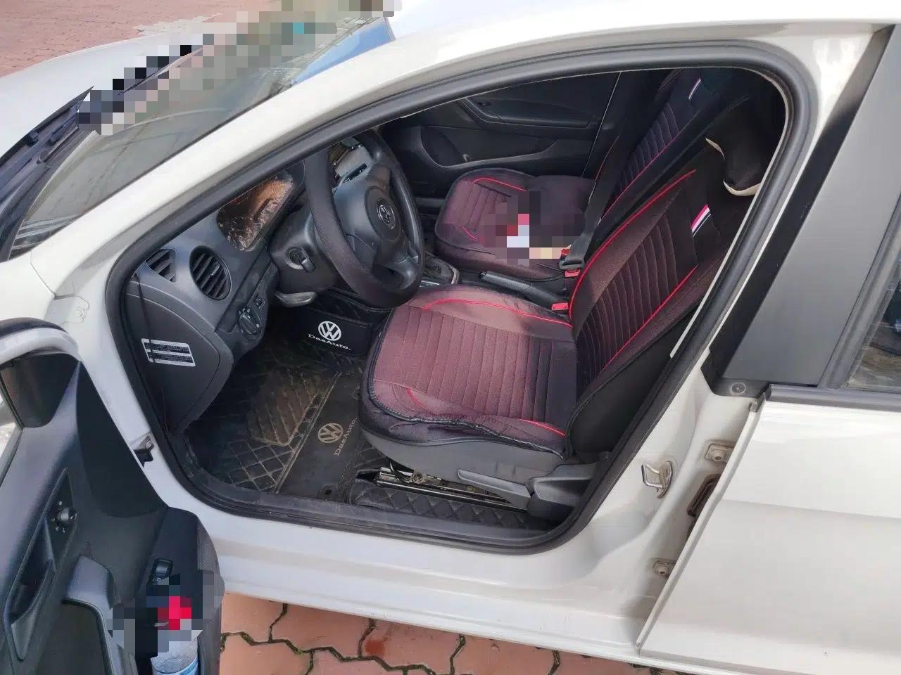 Volkswagen Jetta 2015 Value Edition 1.6L Automatic Fashion Version — миниатюра 14
