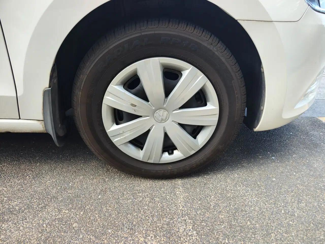 Volkswagen Jetta 2015 Zhuihui Edition 1.4L Manual Fashion Model — миниатюра 5