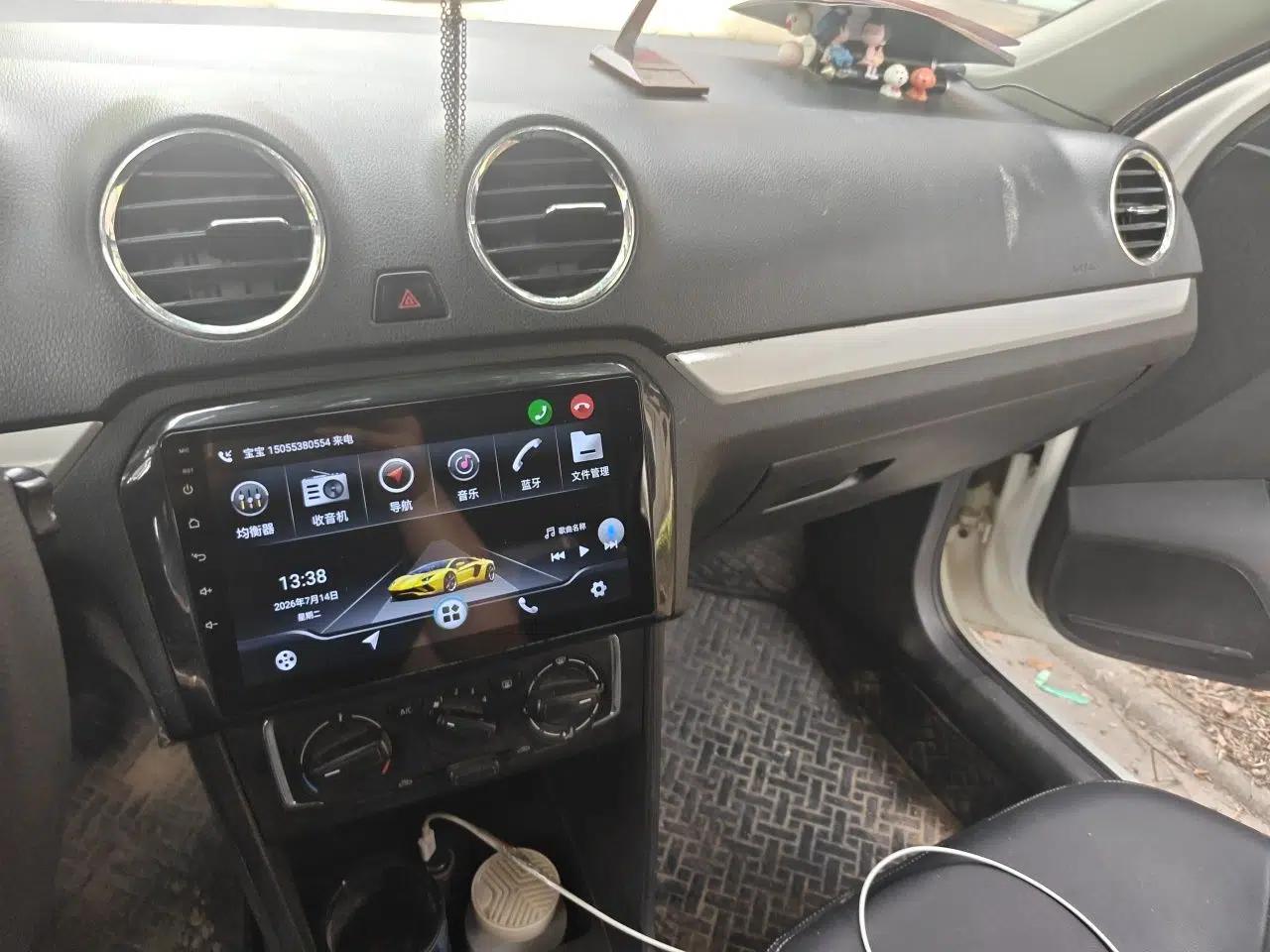 Volkswagen Jetta 2015 1.4L Manual Comfort Model — миниатюра 13