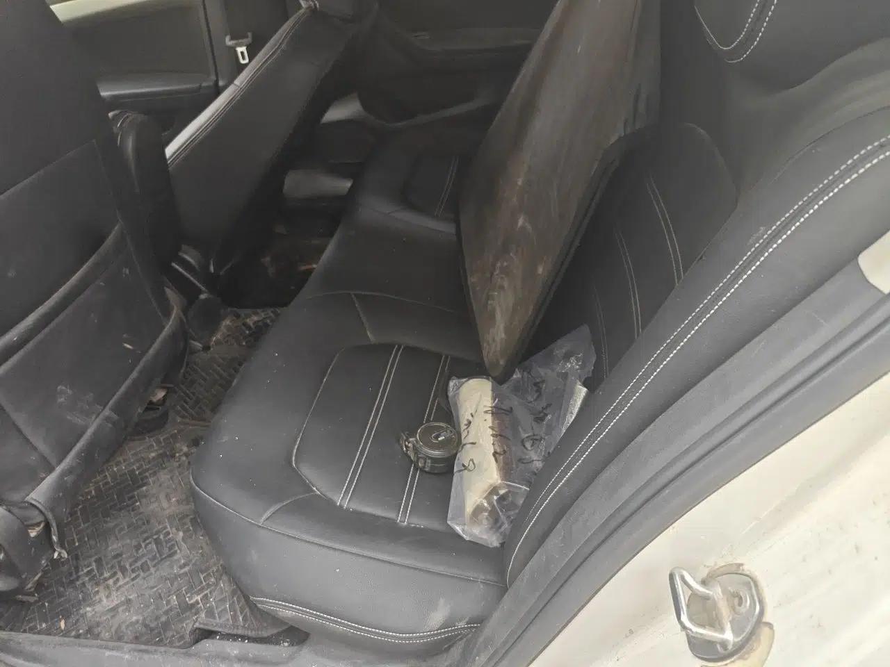Volkswagen Jetta 2015 1.4L Manual Comfort Model — миниатюра 17