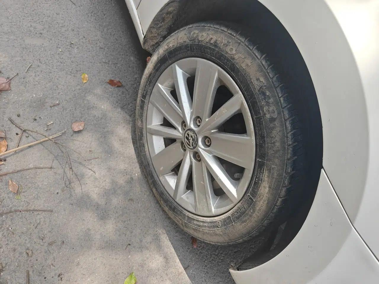 Volkswagen Jetta 2015 1.4L Manual Comfort Model — миниатюра 8