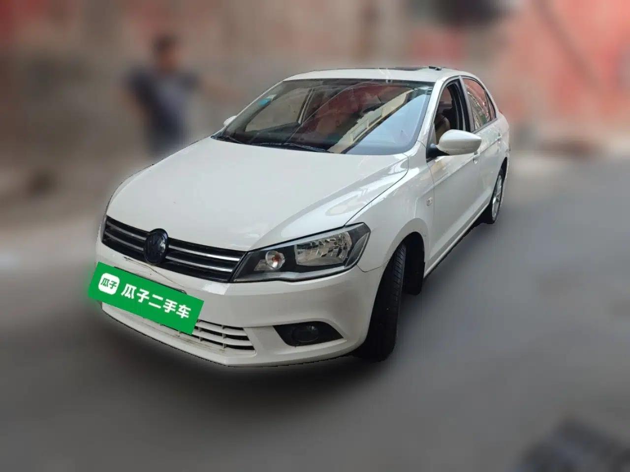 Volkswagen Jetta 2013 1.6L Manual Comfort Model — миниатюра 1