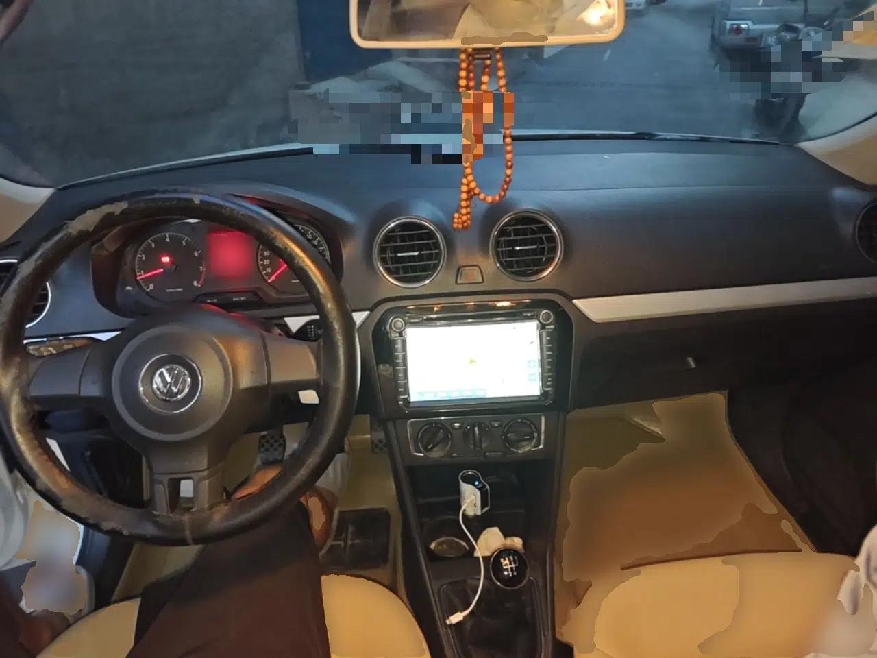 Volkswagen Jetta 2013 1.6L Manual Comfort Model — миниатюра 9
