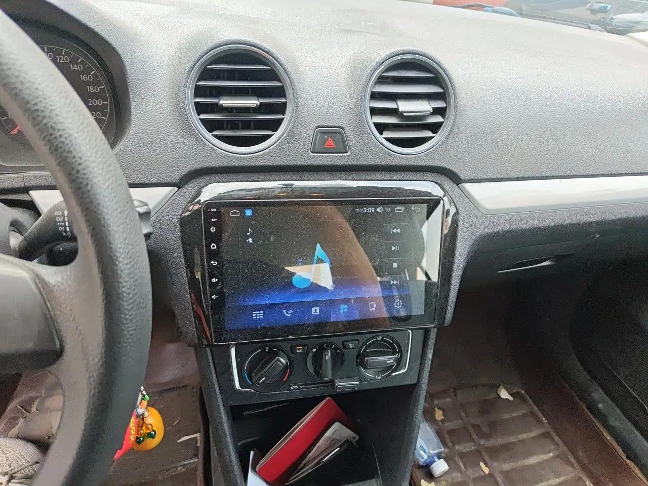 Volkswagen Jetta 2013 1.6L Manual Comfort Model — миниатюра 13