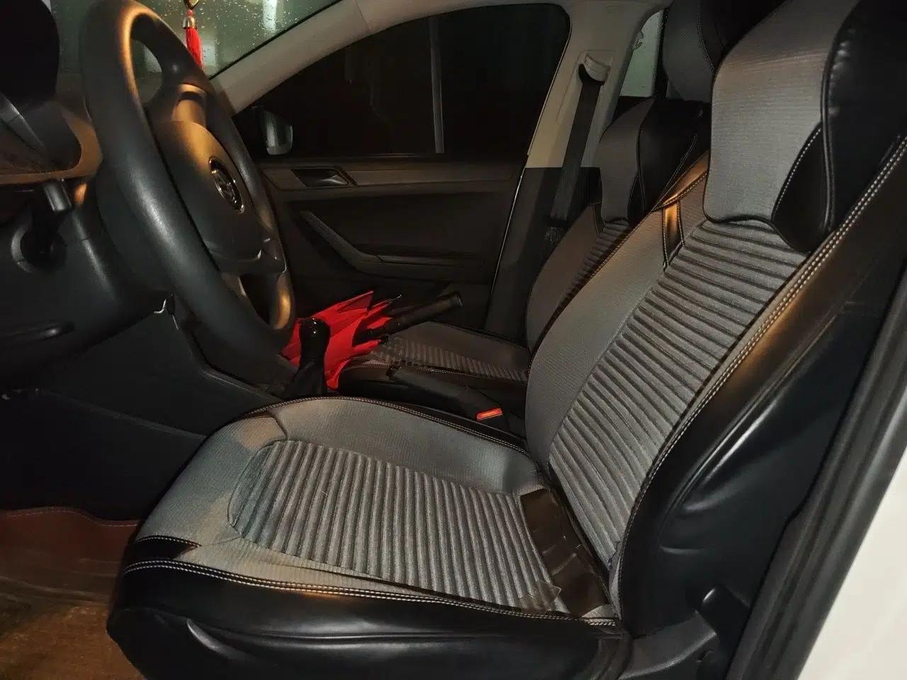 Volkswagen Jetta 2017 1.4L Manual Fashion Edition — миниатюра 15