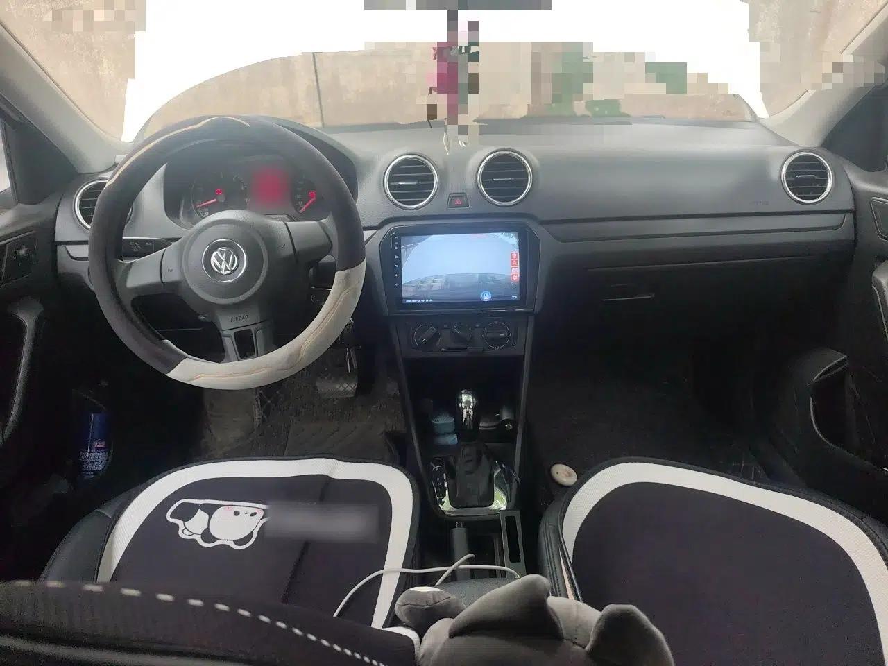 Volkswagen Jetta 2015 Value Edition 1.6L Automatic Fashion Version — миниатюра 9
