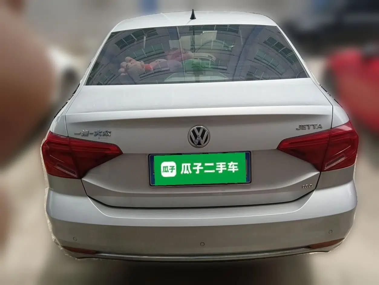 Volkswagen Jetta 2017 1.5L Automatic Fashion Model — миниатюра 5