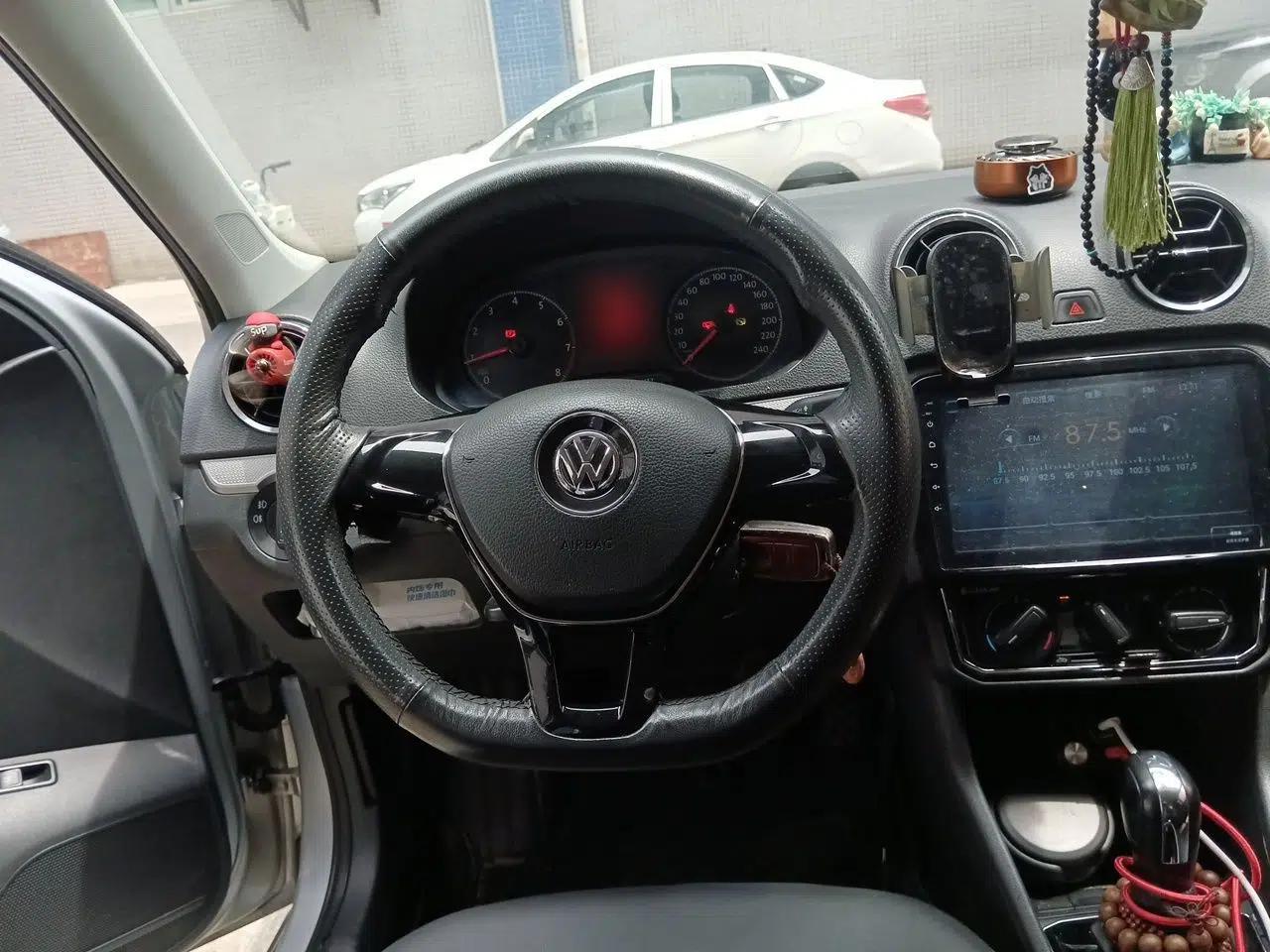 Volkswagen Jetta 2017 1.5L Automatic Fashion Model — миниатюра 10