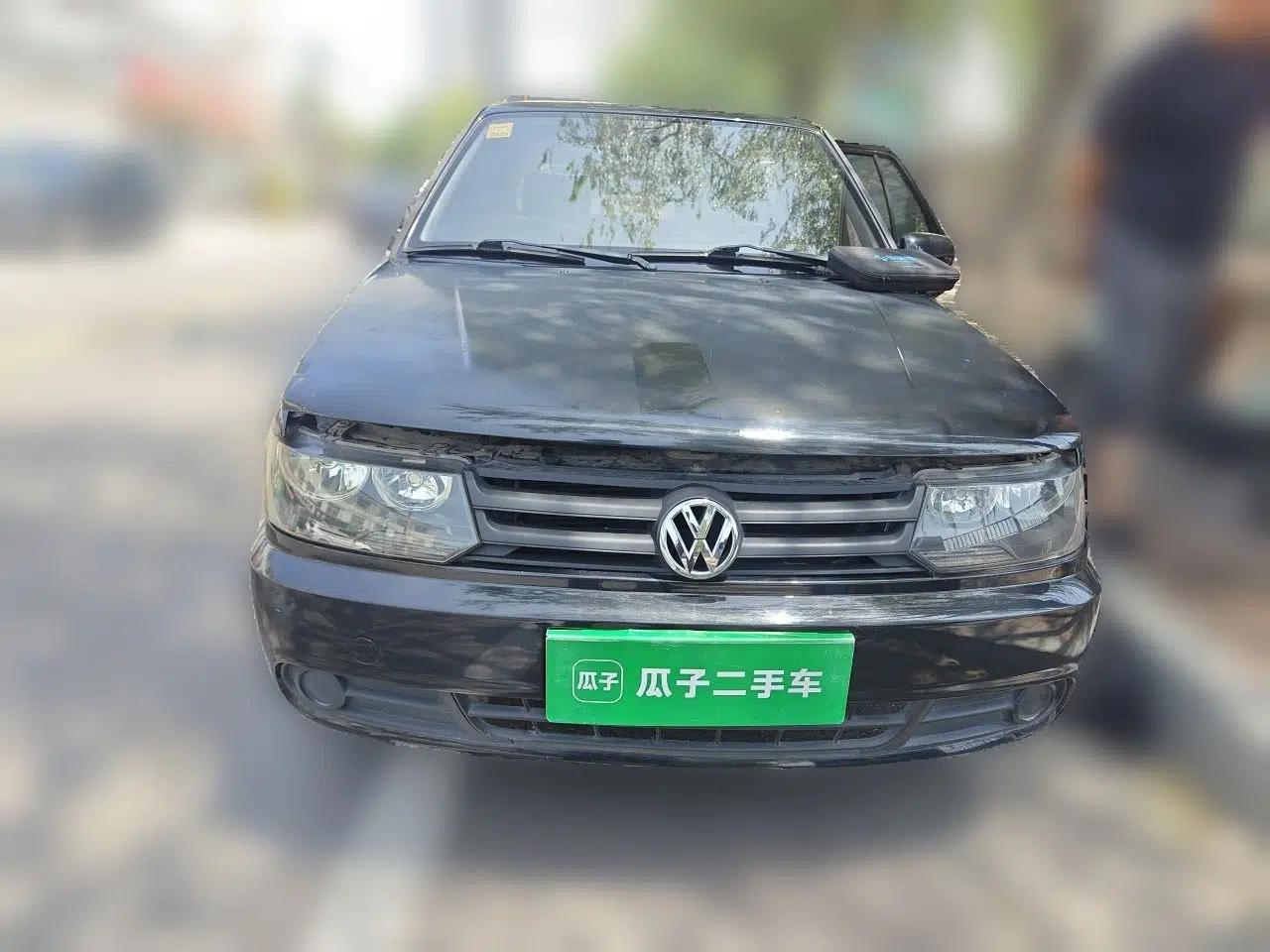 Volkswagen Jetta 2010 1.6L Partner — миниатюра 2
